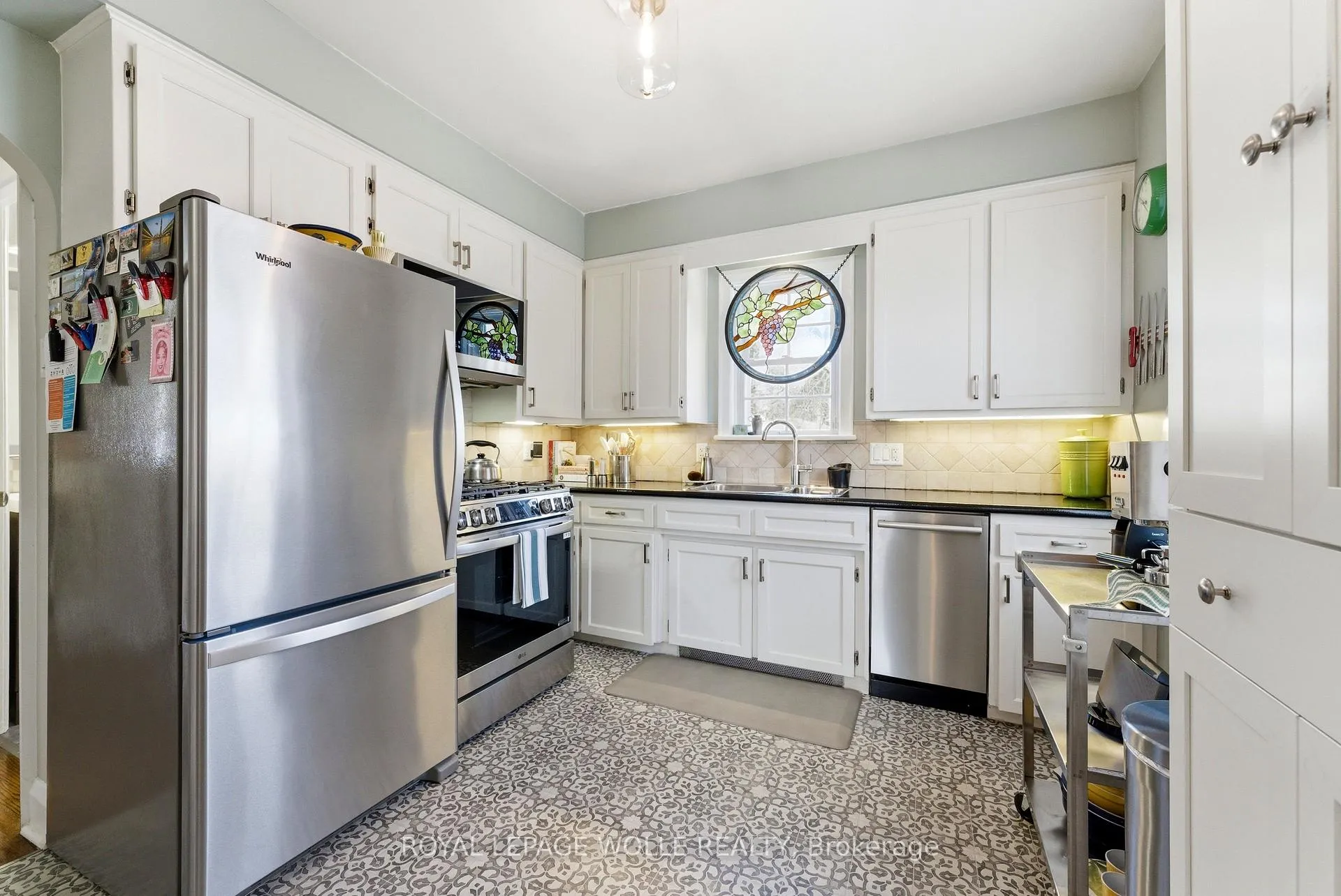 Photo 10 of 78 Stirling Avenue S, Waterloo — HOMEH