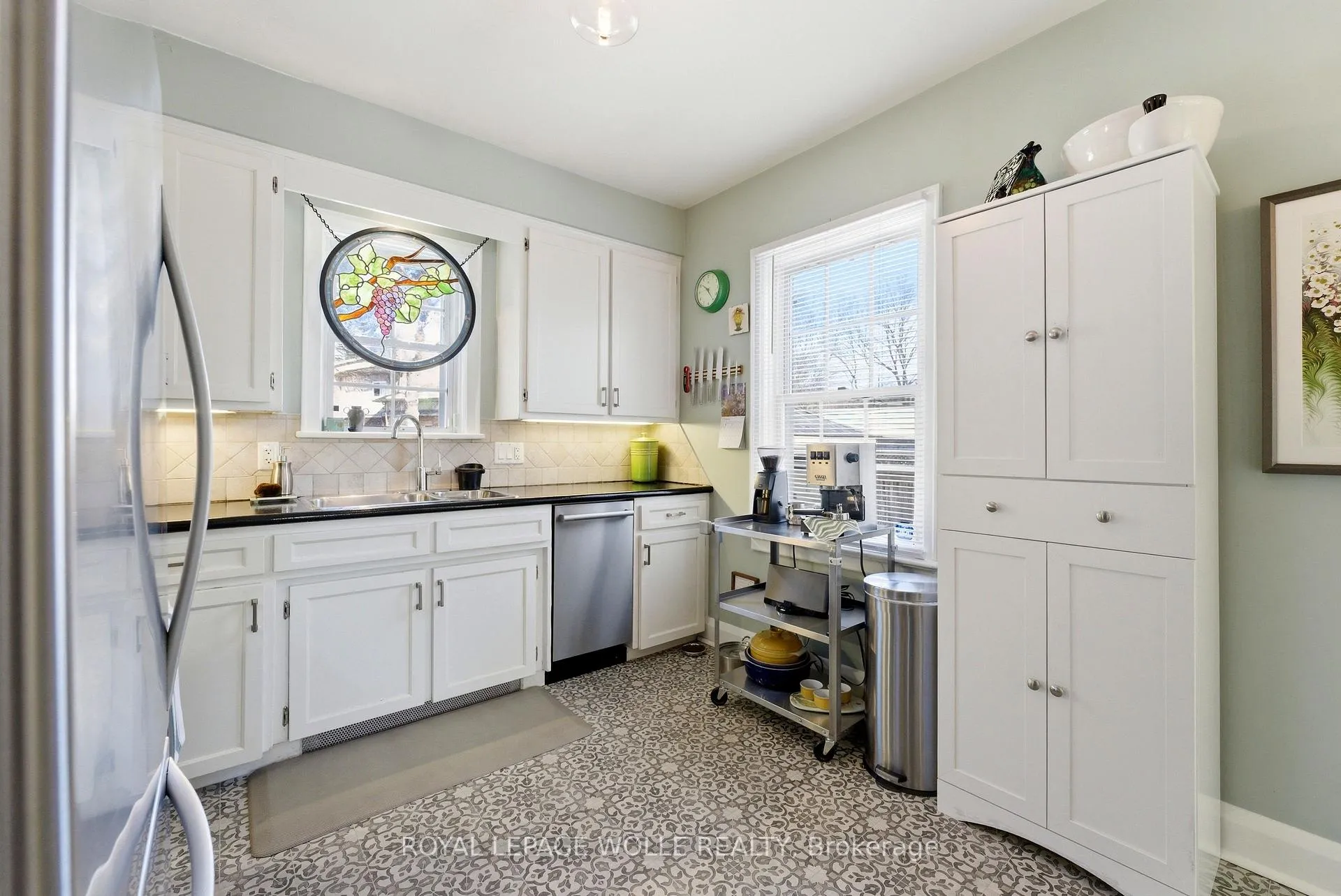 Photo 12 of 78 Stirling Avenue S, Waterloo — HOMEH
