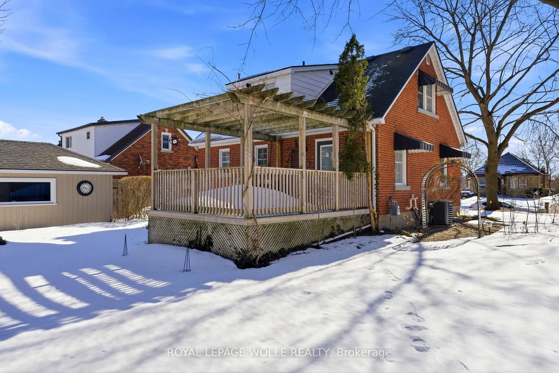 Photo 32 of 78 Stirling Avenue S, Waterloo — HOMEH