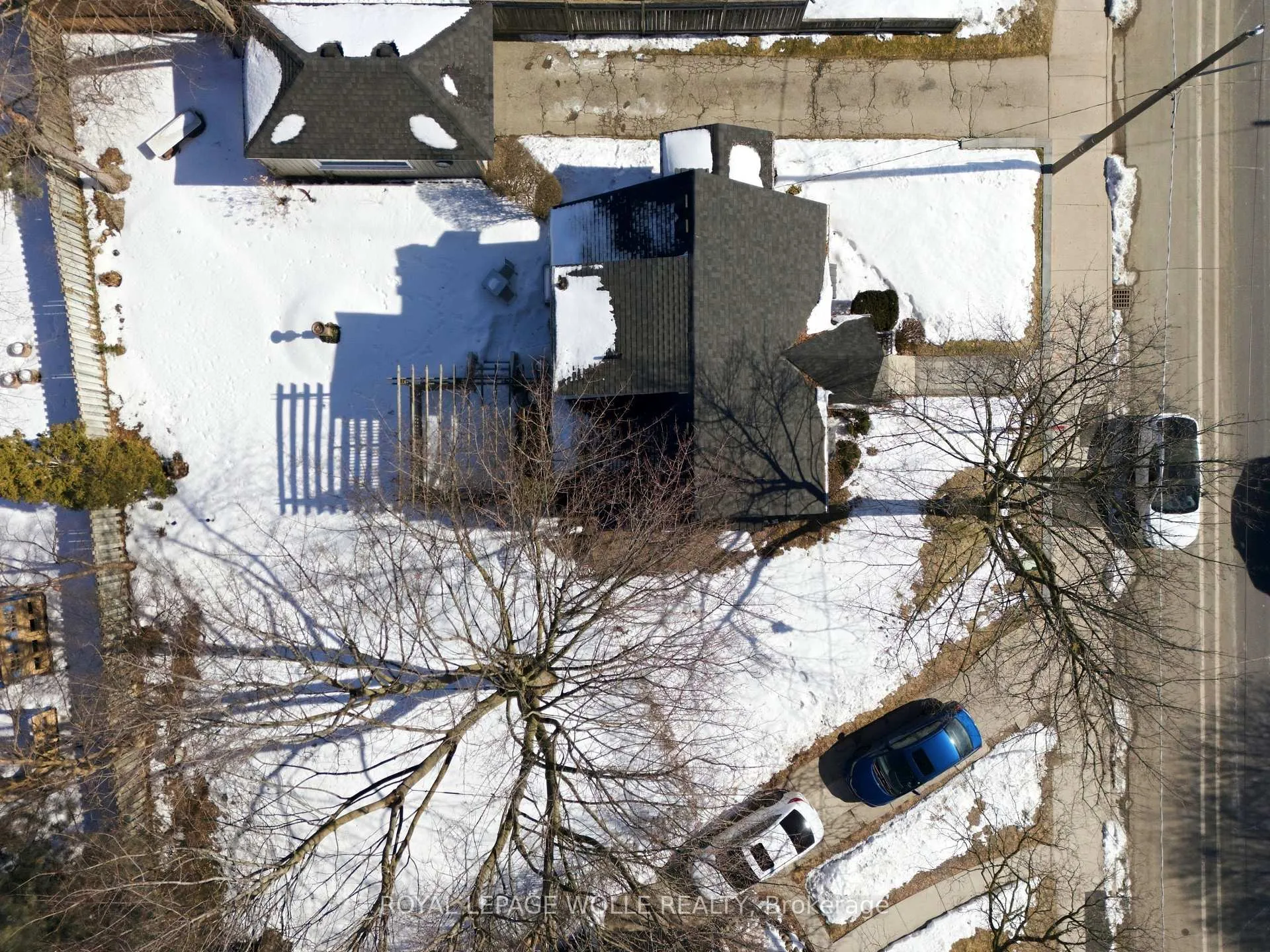 Photo 41 of 78 Stirling Avenue S, Waterloo — HOMEH
