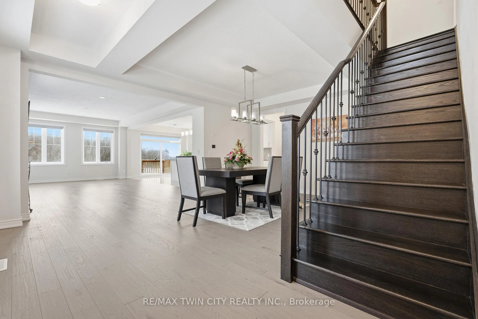 Photo 16 of 624 Beckview Crescent, Kitchener — HOMEH
