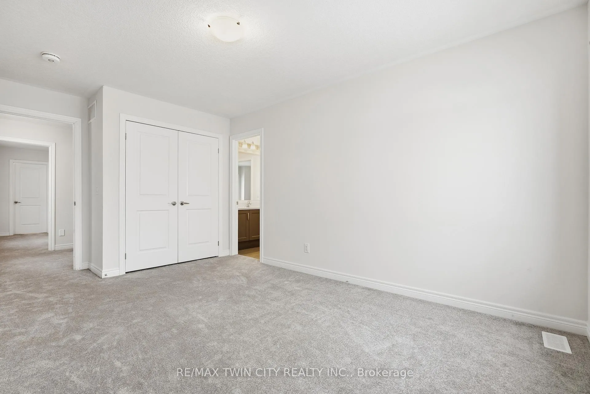 Photo 26 of 624 Beckview Crescent, Kitchener — HOMEH