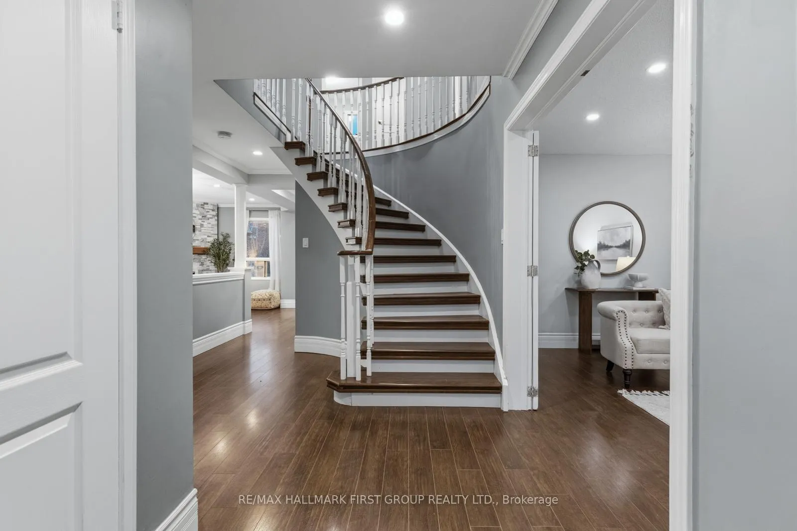 Photo 2 of 57 Yorkshire Crescent, Whitby, Pringle Creek — HOMEH