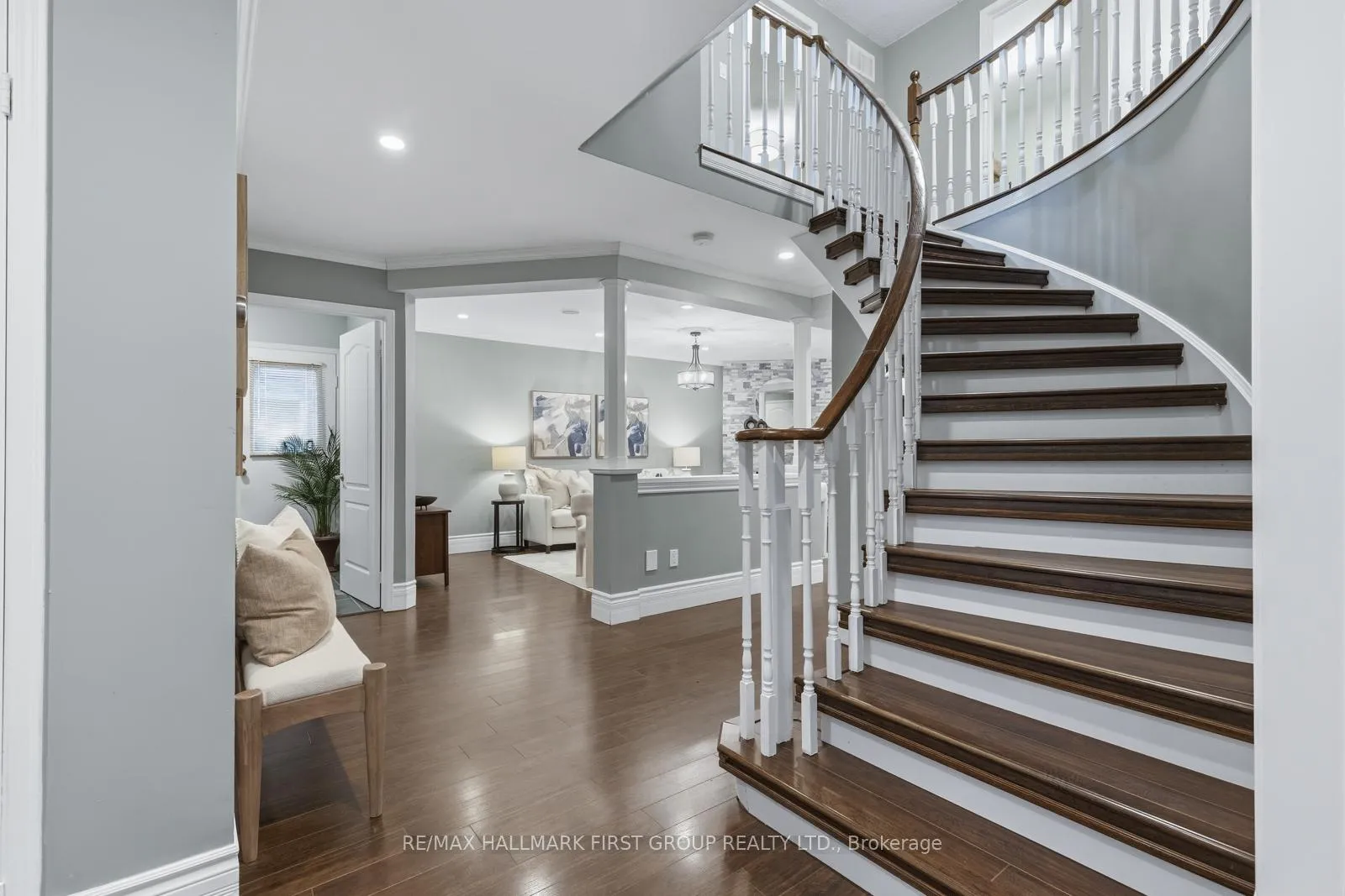 Photo 6 of 57 Yorkshire Crescent, Whitby, Pringle Creek — HOMEH