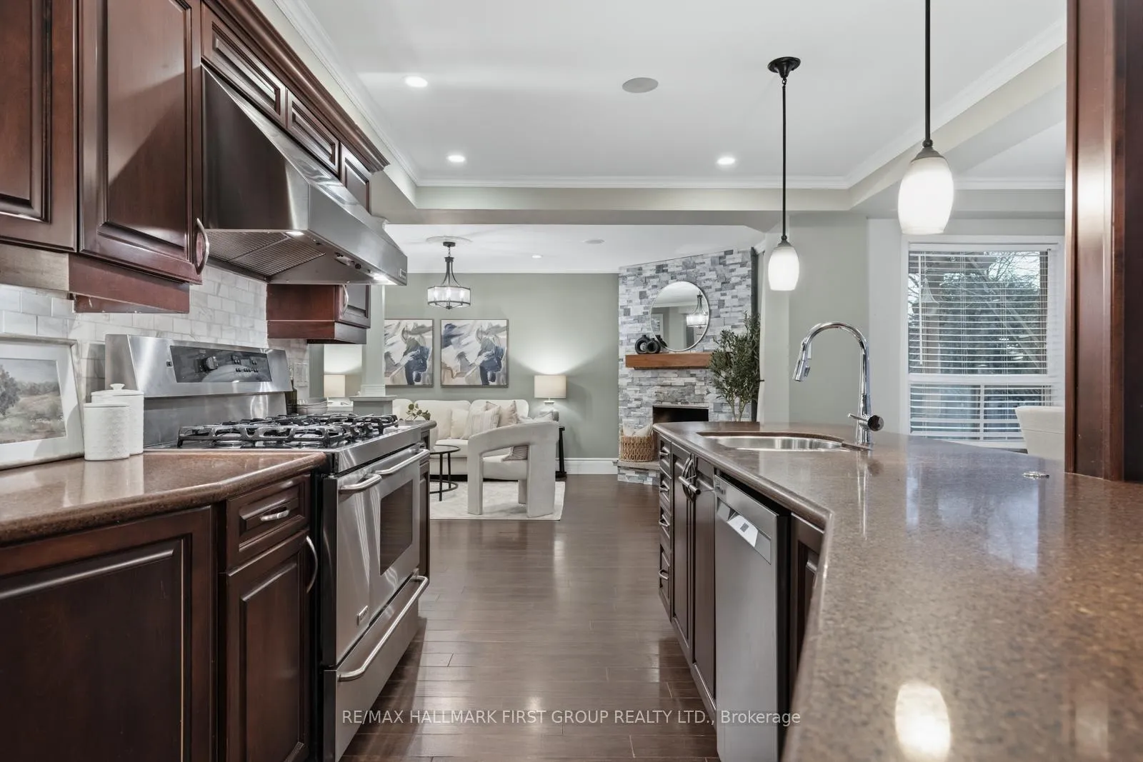 Photo 11 of 57 Yorkshire Crescent, Whitby, Pringle Creek — HOMEH
