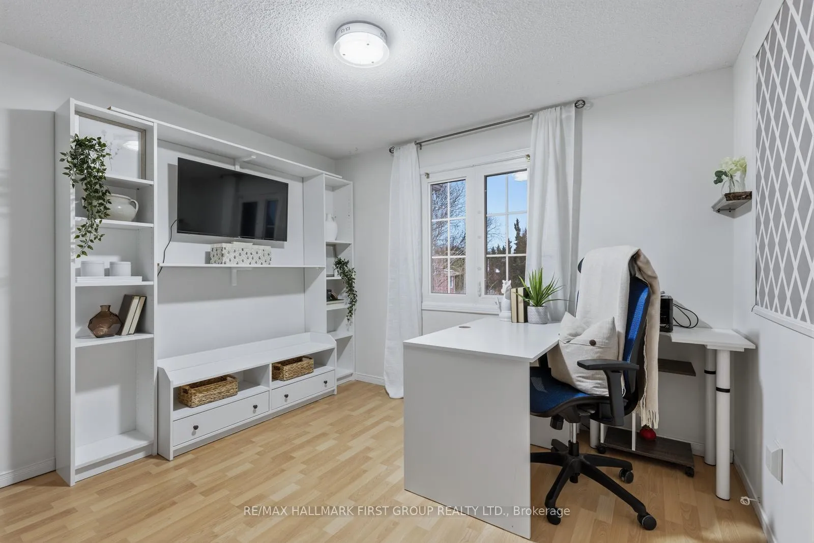 Photo 25 of 57 Yorkshire Crescent, Whitby, Pringle Creek — HOMEH