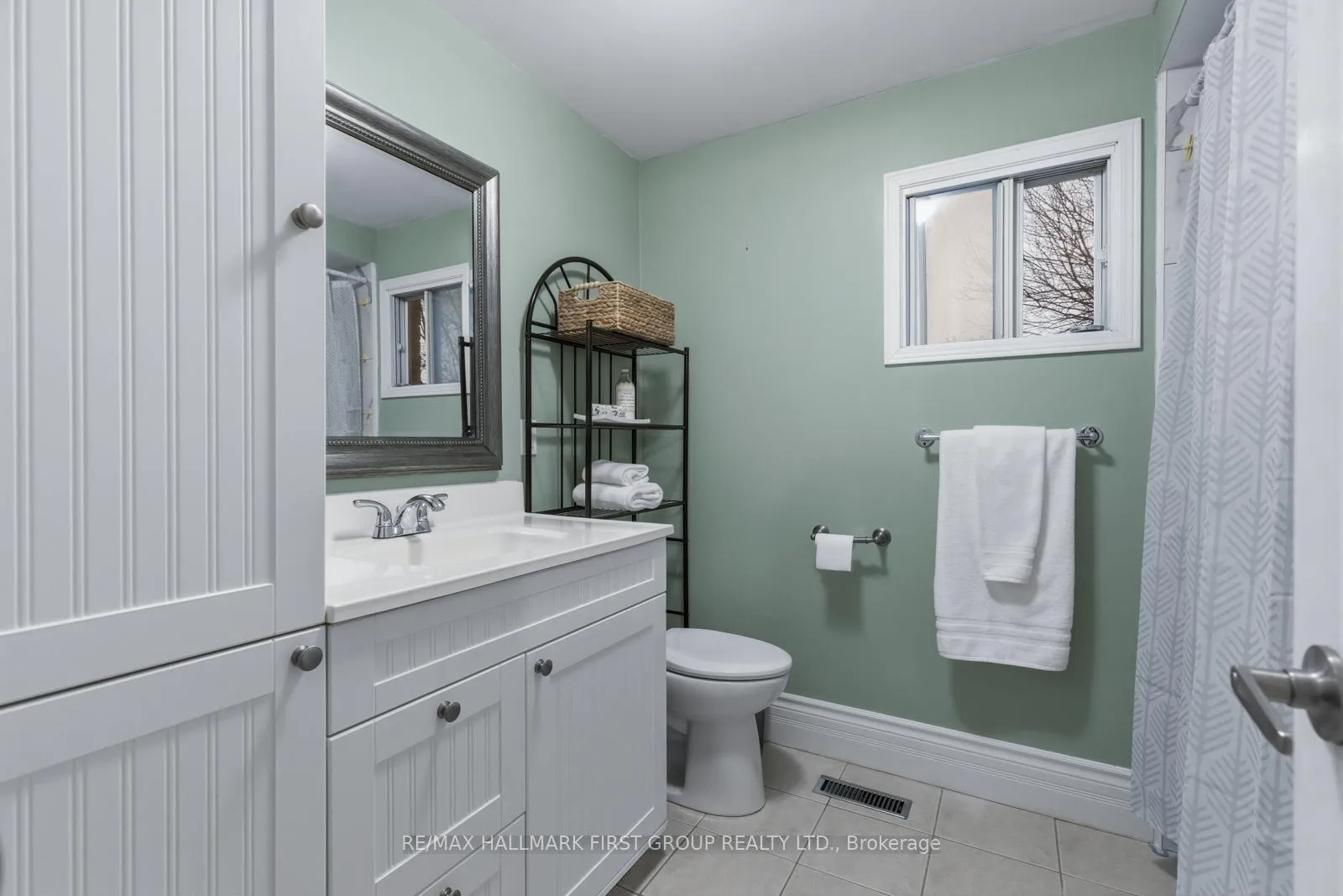 Photo 28 of 57 Yorkshire Crescent, Whitby, Pringle Creek — HOMEH