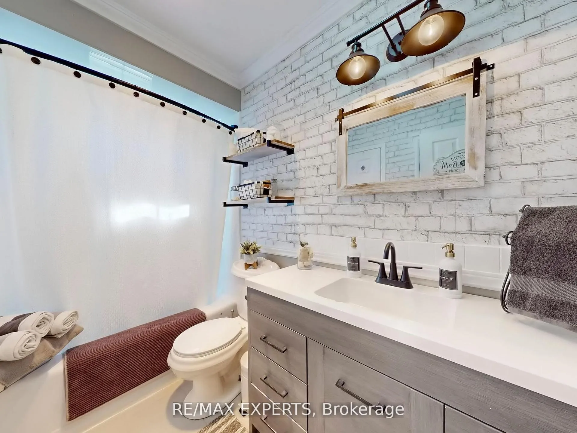 Photo 17 of 57 Pepper Tree Drive, Scarborough, Centennial Scarborough — HOMEH