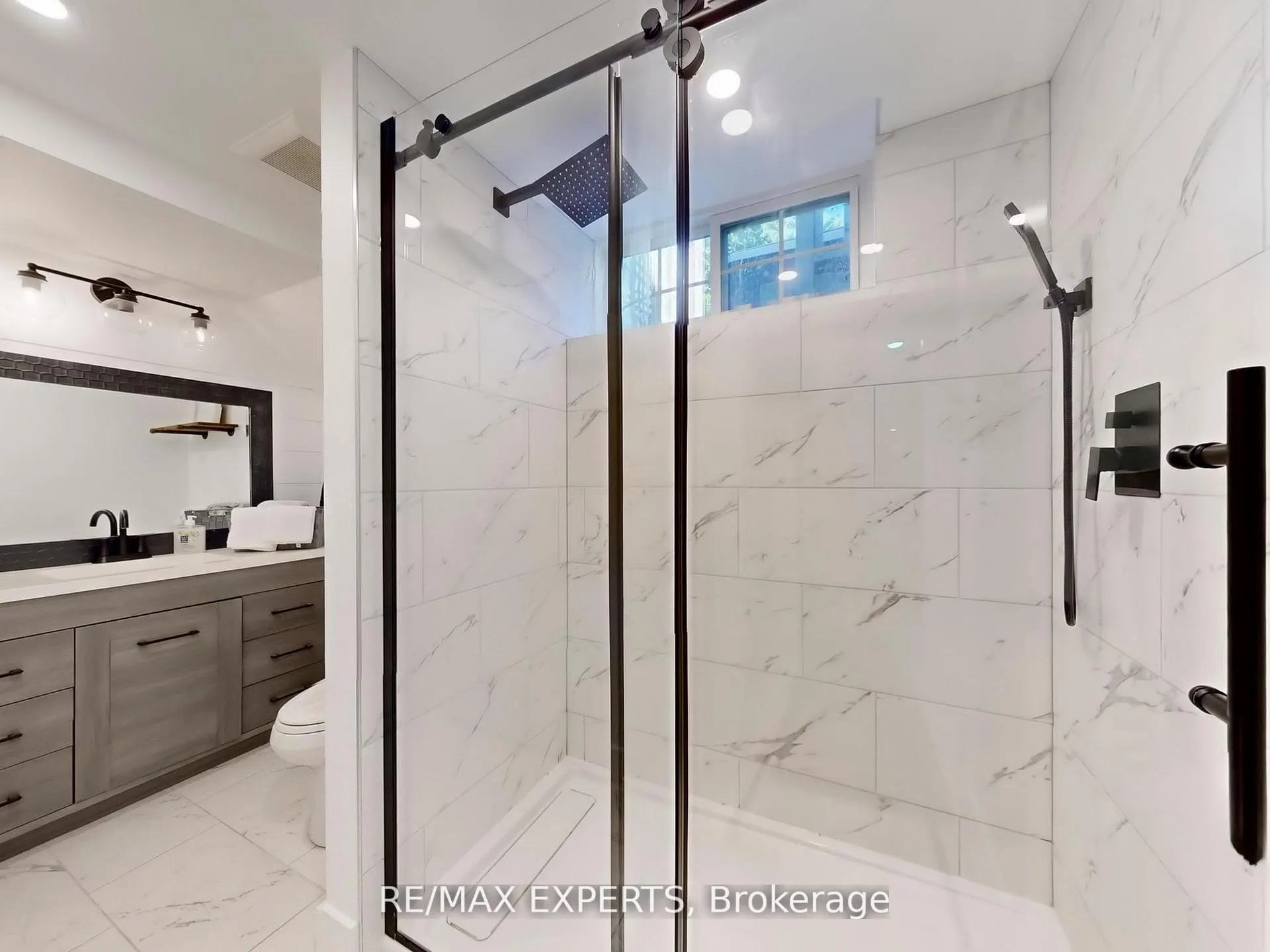 Photo 33 of 57 Pepper Tree Drive, Scarborough, Centennial Scarborough — HOMEH