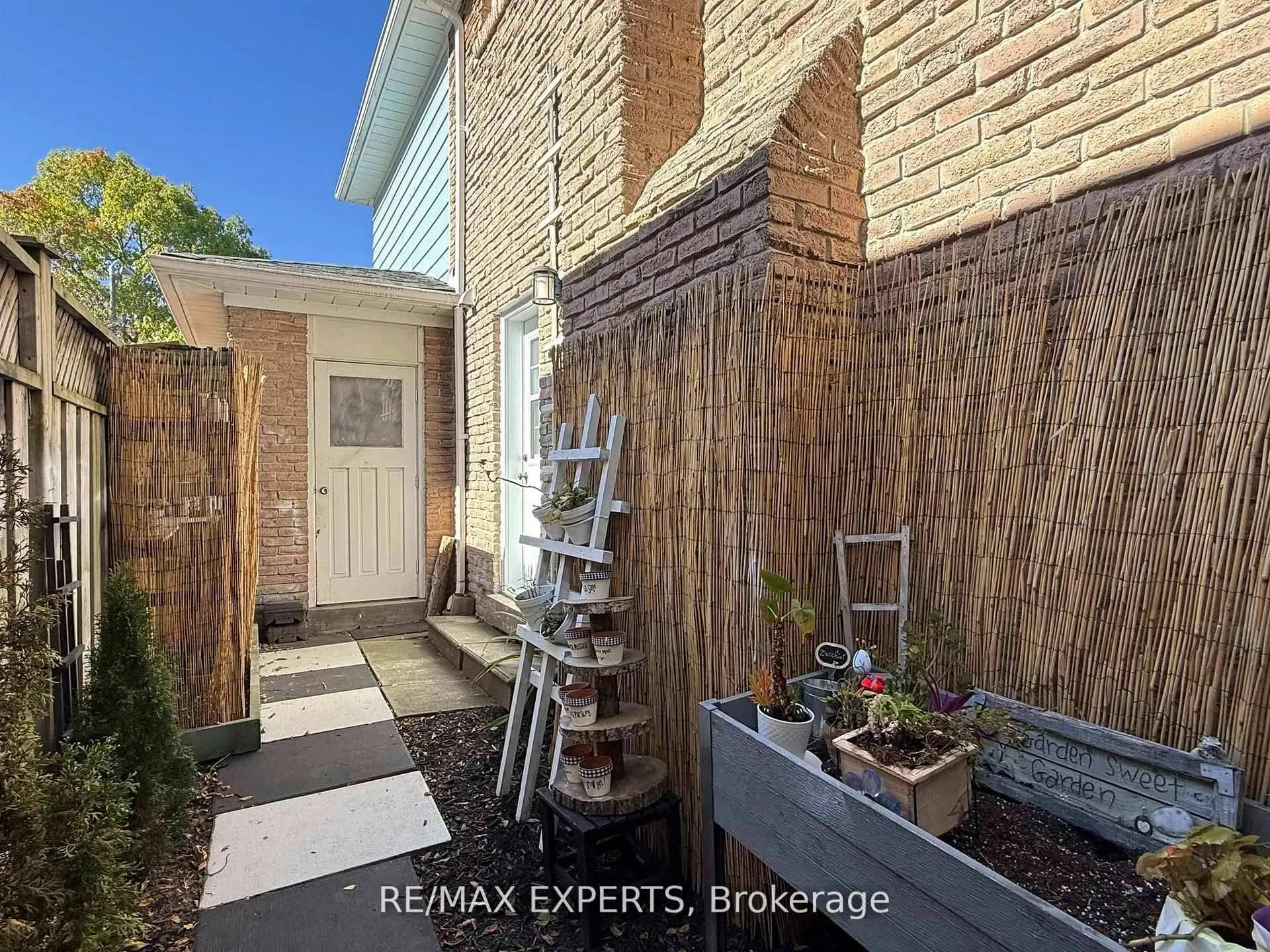 Photo 38 of 57 Pepper Tree Drive, Scarborough, Centennial Scarborough — HOMEH