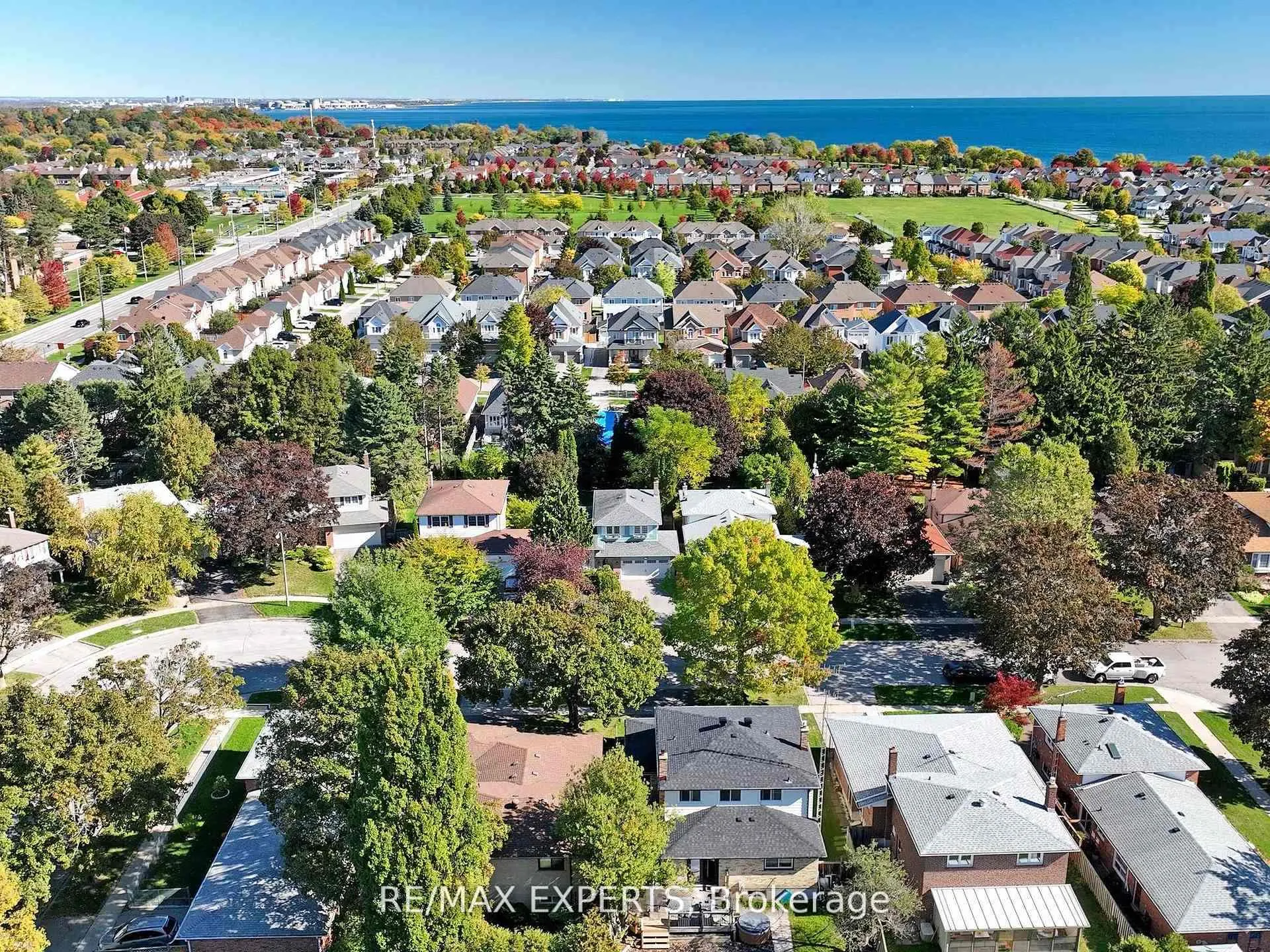 Photo 43 of 57 Pepper Tree Drive, Scarborough, Centennial Scarborough — HOMEH