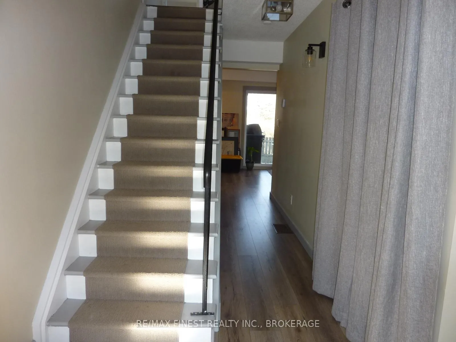 Photo 4 of 490 Grandtrunk Avenue, Kingston, East Gardiners Rd — HOMEH