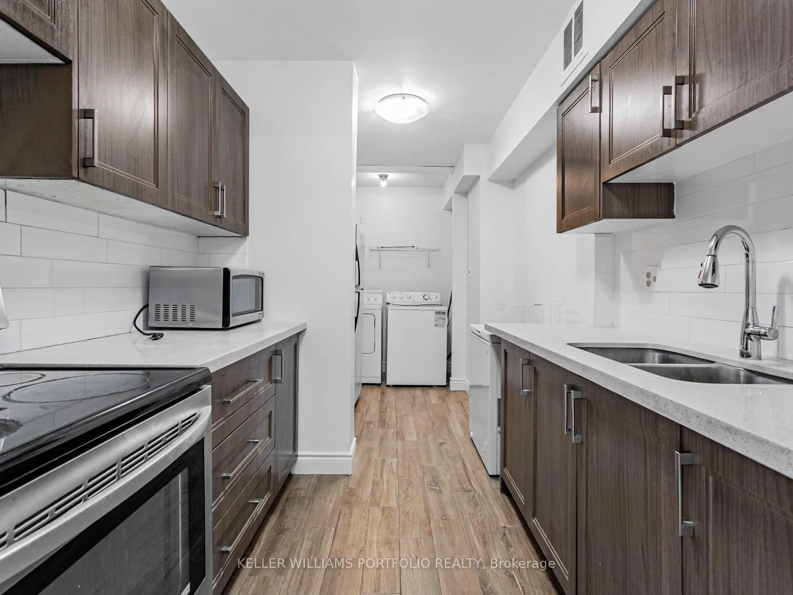 Photo 7 of Unit 2115, 390 Dixon Road, Etobicoke, Kingsview Village-The Westway — HOMEH