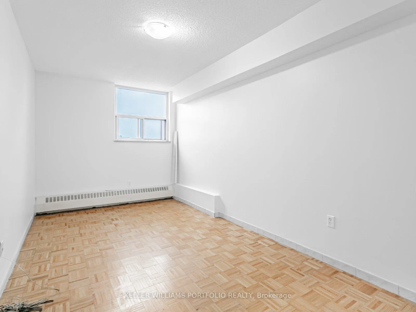 Photo 15 of Unit 2115, 390 Dixon Road, Etobicoke, Kingsview Village-The Westway — HOMEH