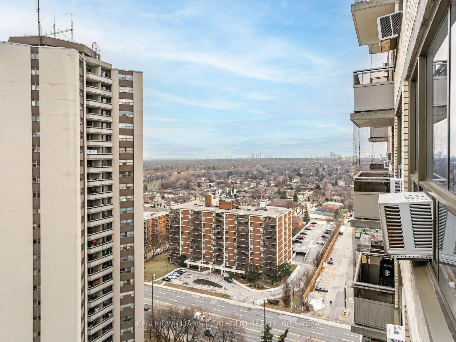 Photo 23 of Unit 2115, 390 Dixon Road, Etobicoke, Kingsview Village-The Westway — HOMEH