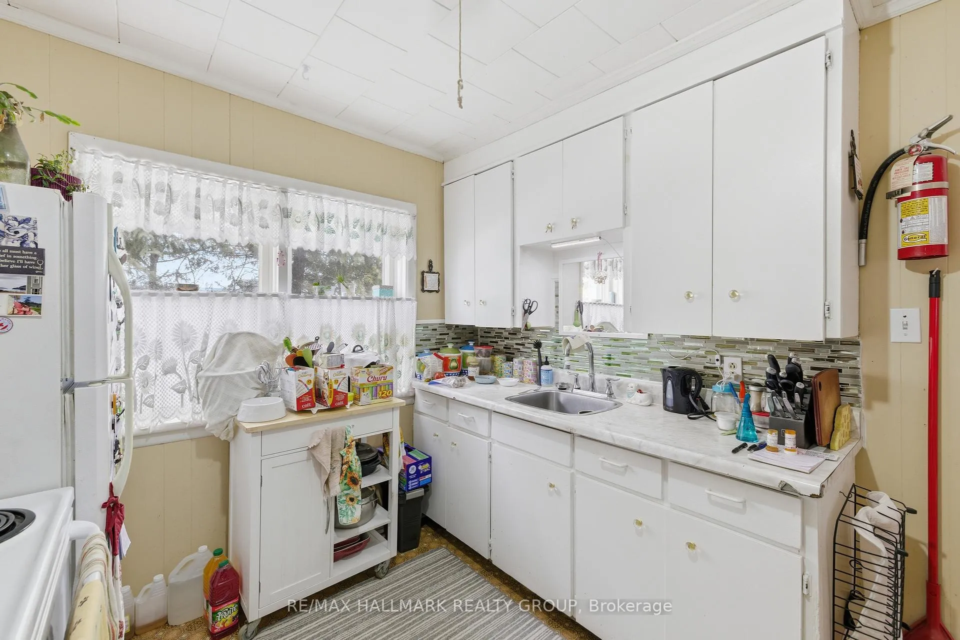 Photo 12 of 229 Gore Street E, Perth — HOMEH