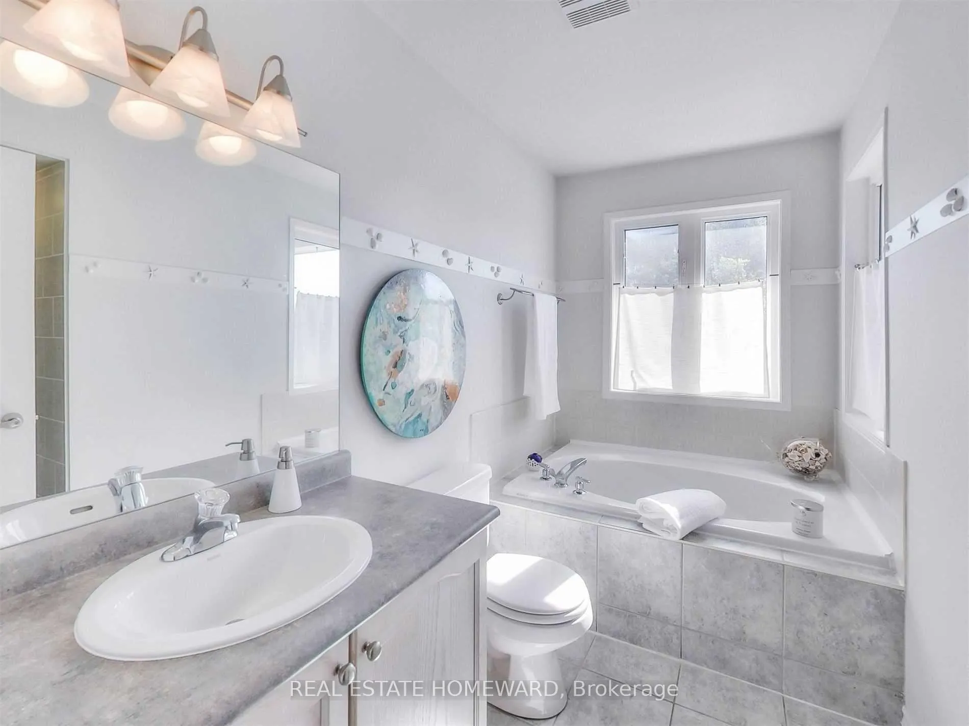 Photo 7 of 23 Belleville Street, Toronto, East End-Danforth — HOMEH