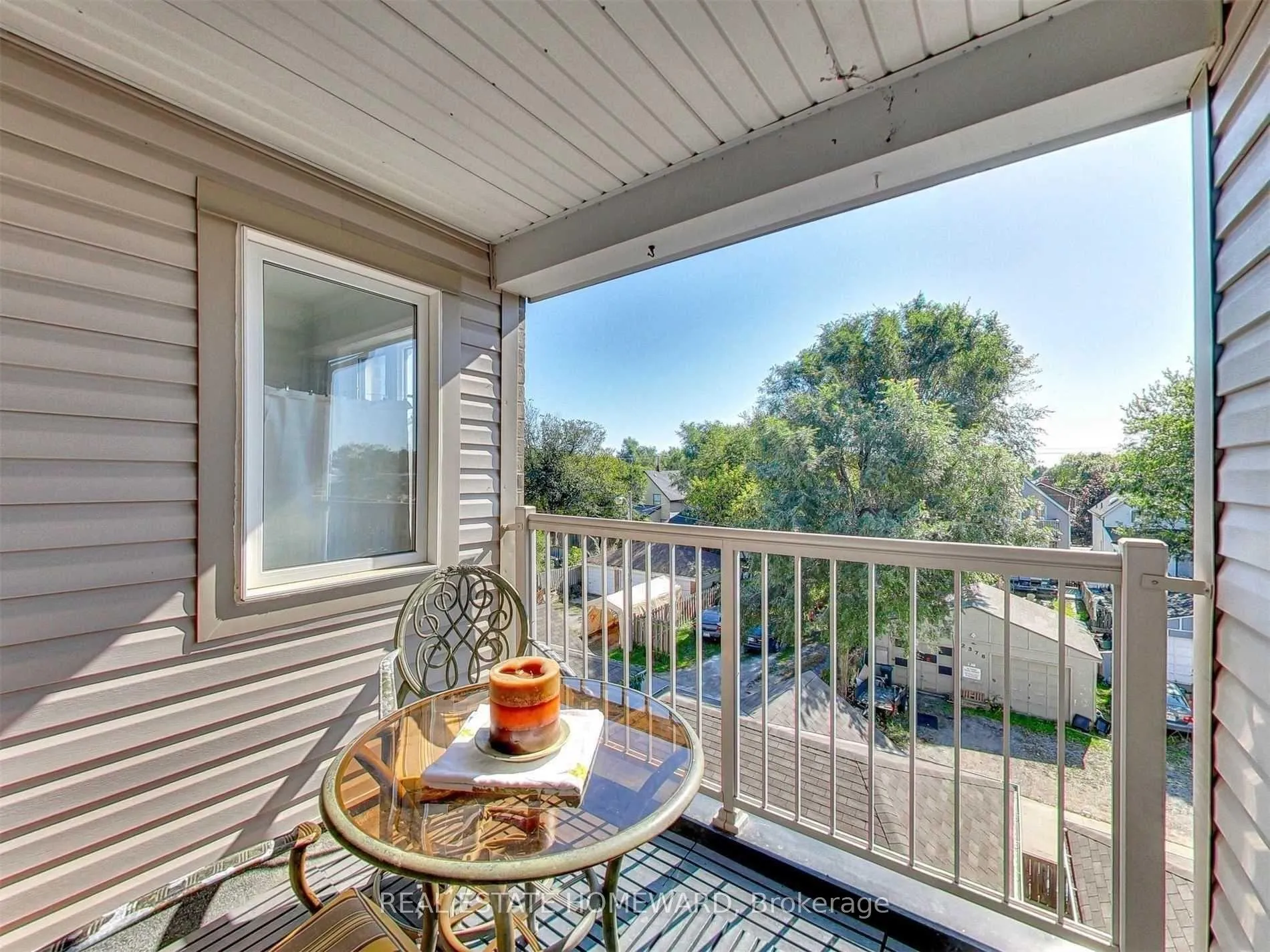 Photo 8 of 23 Belleville Street, Toronto, East End-Danforth — HOMEH