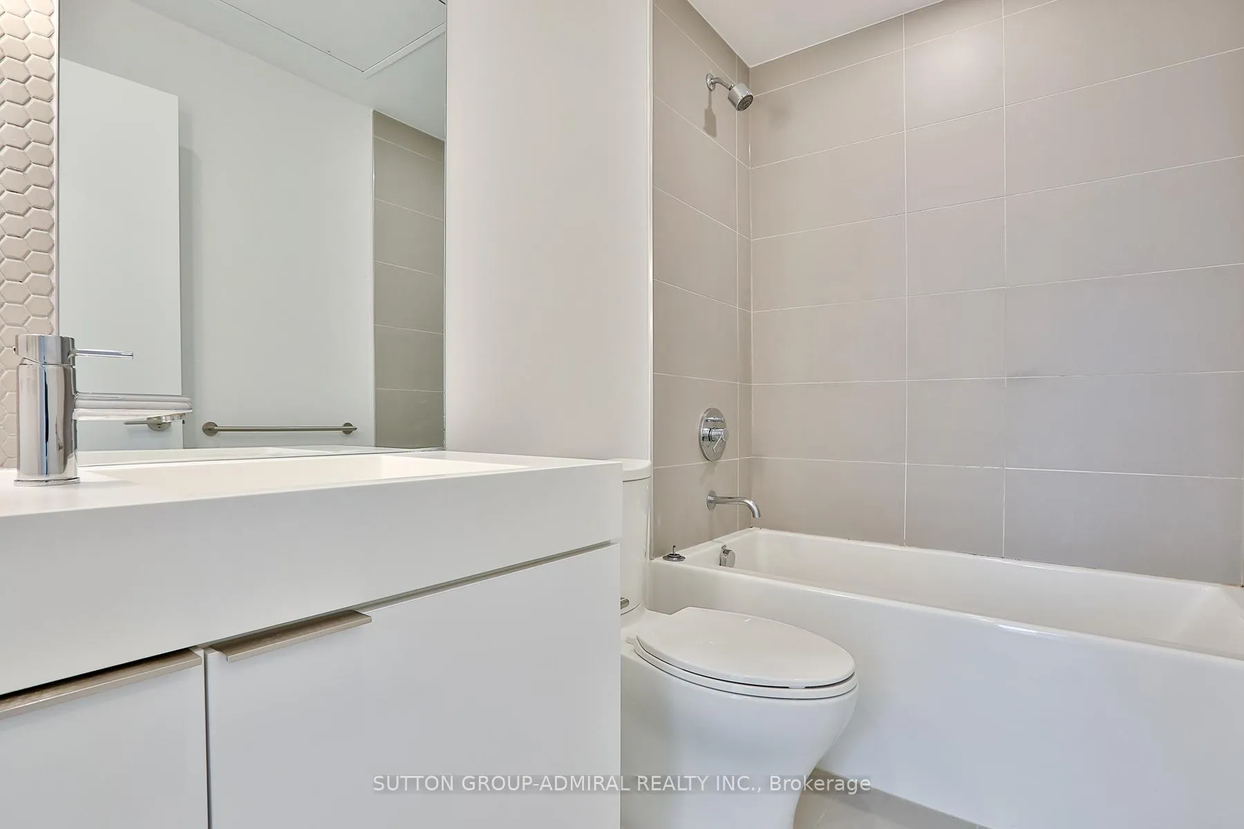 Photo 15 of Unit 911, 33 Helendale Avenue, Toronto, Yonge-Eglinton — HOMEH
