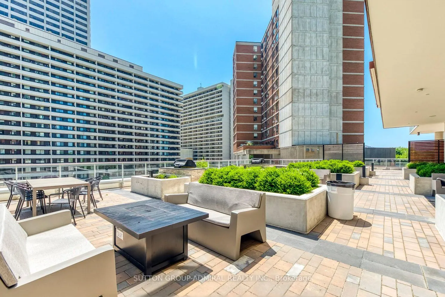 Photo 18 of Unit 911, 33 Helendale Avenue, Toronto, Yonge-Eglinton — HOMEH