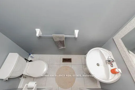 Photo 30 of 9 Hiscott Drive, Hamilton, Waterdown — HOMEH