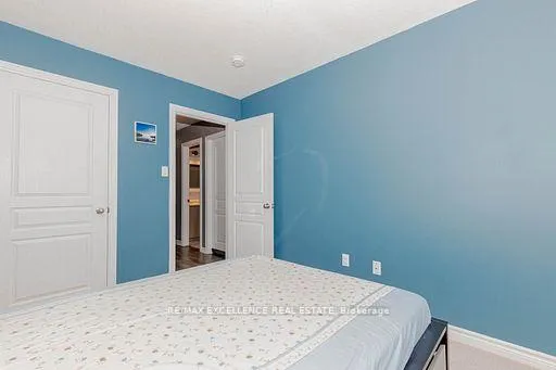 Photo 41 of 9 Hiscott Drive, Hamilton, Waterdown — HOMEH