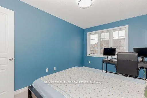 Photo 42 of 9 Hiscott Drive, Hamilton, Waterdown — HOMEH