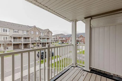 Photo 45 of 9 Hiscott Drive, Hamilton, Waterdown — HOMEH