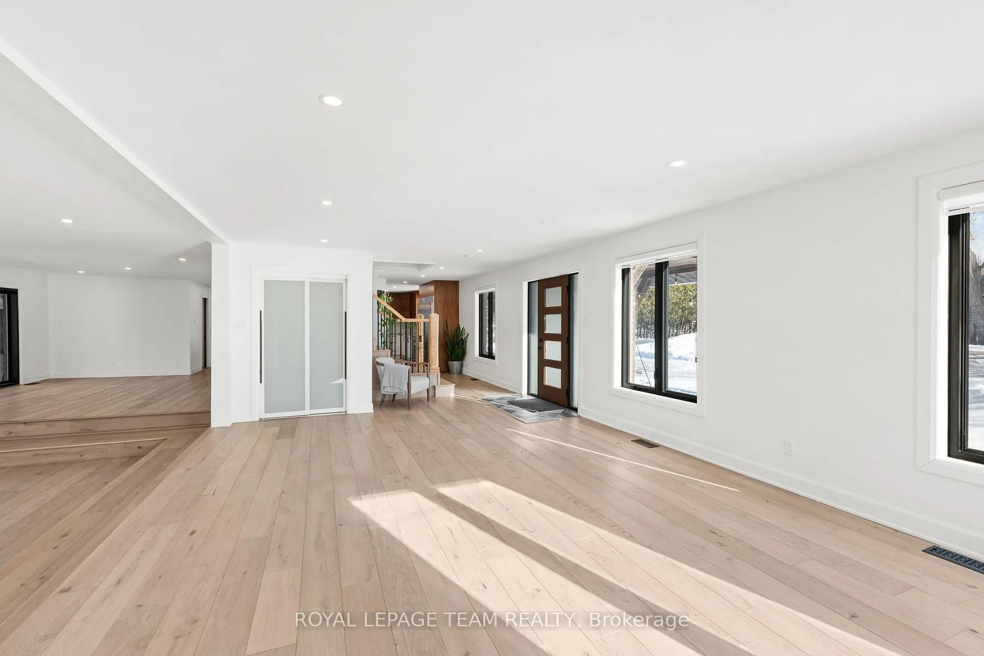 Photo 18 of 2070 River Road, Ottawa, Manotick East to Manotick Station — HOMEH