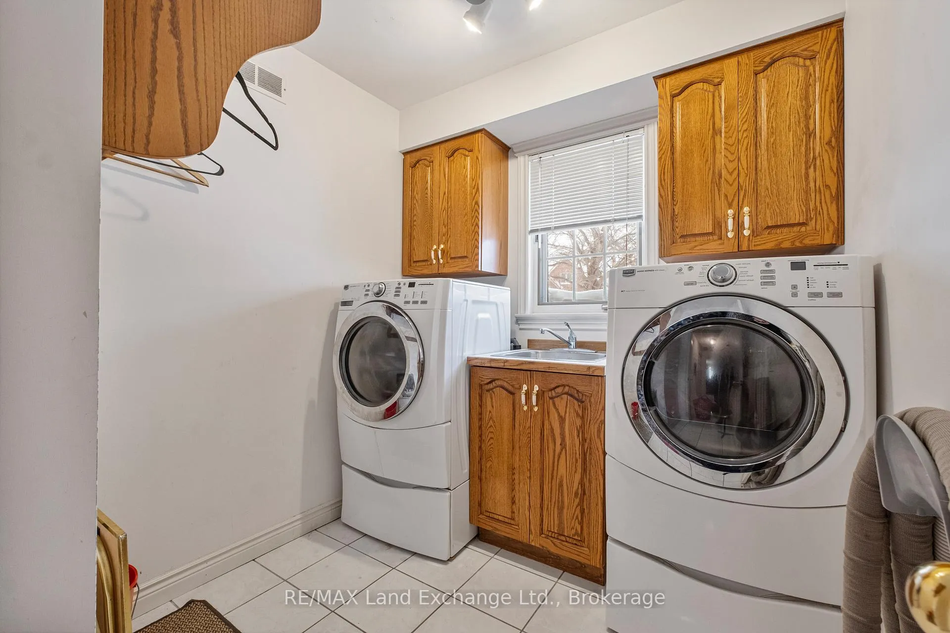 Photo 33 of 750 McPherson Crescent, Kincardine — HOMEH