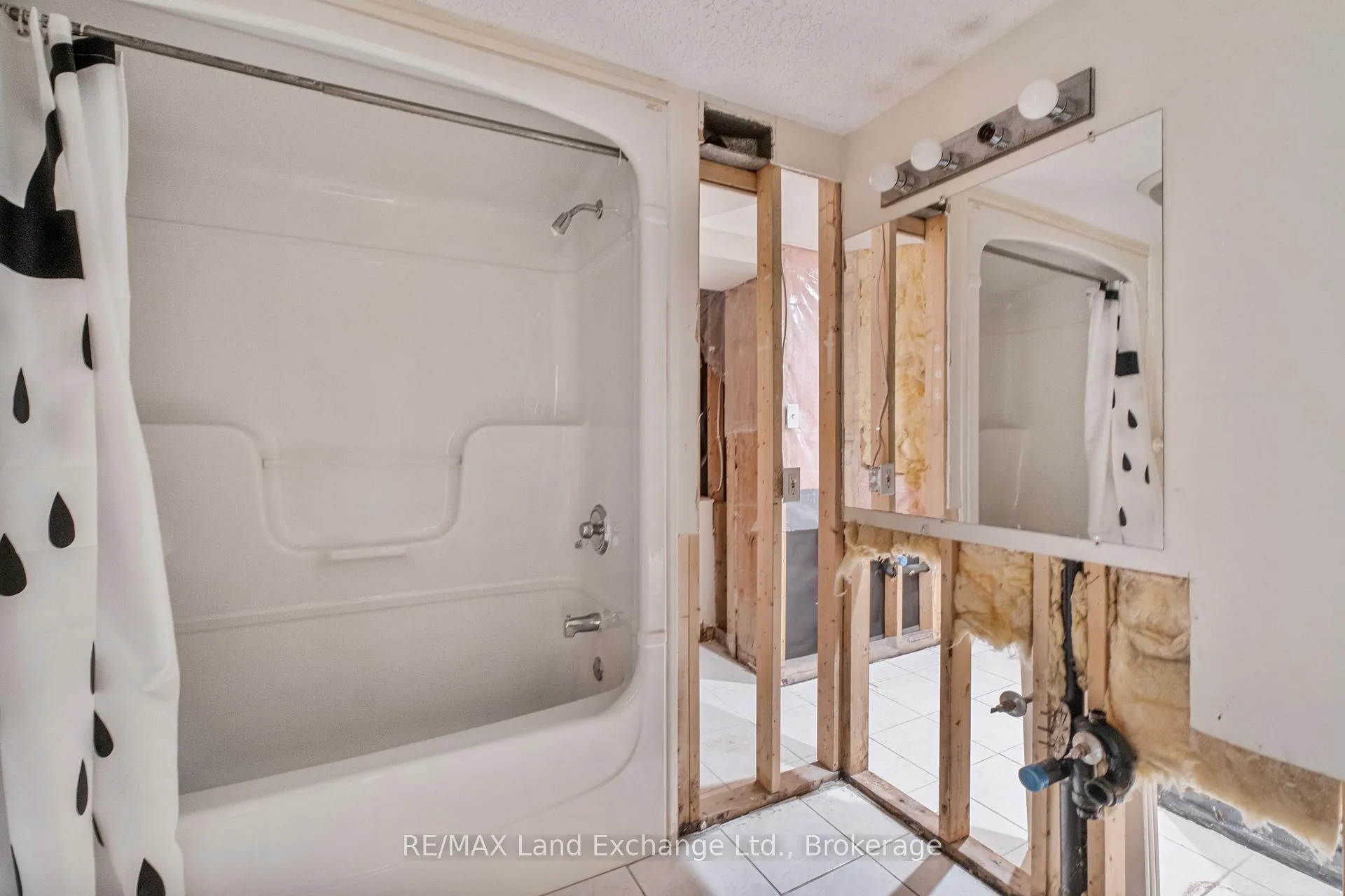 Photo 58 of 750 McPherson Crescent, Kincardine — HOMEH