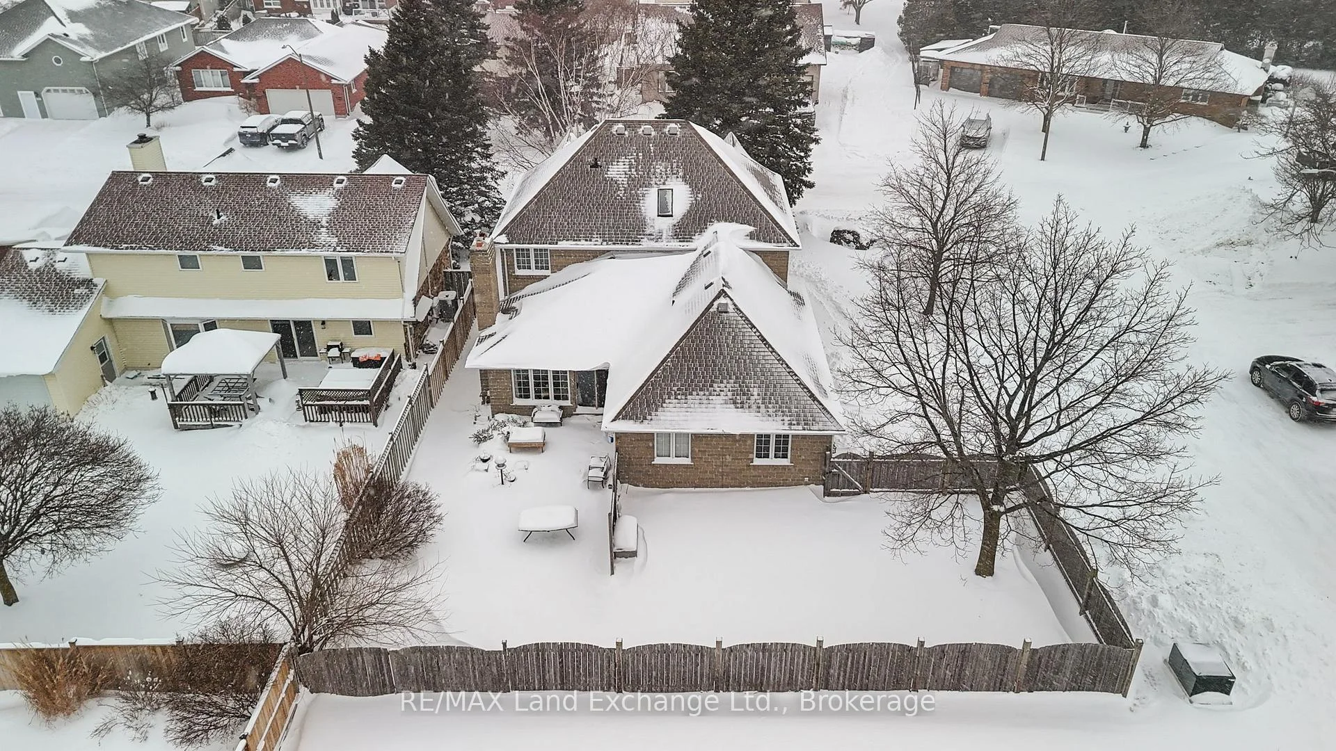 Photo 8 of 750 McPherson Crescent, Kincardine — HOMEH