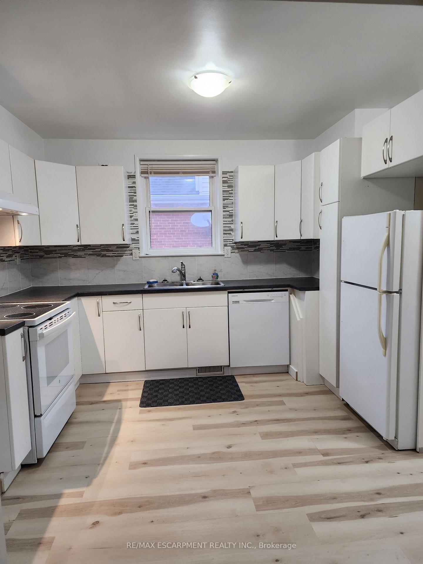 Photo 5 of Unit A, 25 West 4th Street, Hamilton, Bonnington — HOMEH