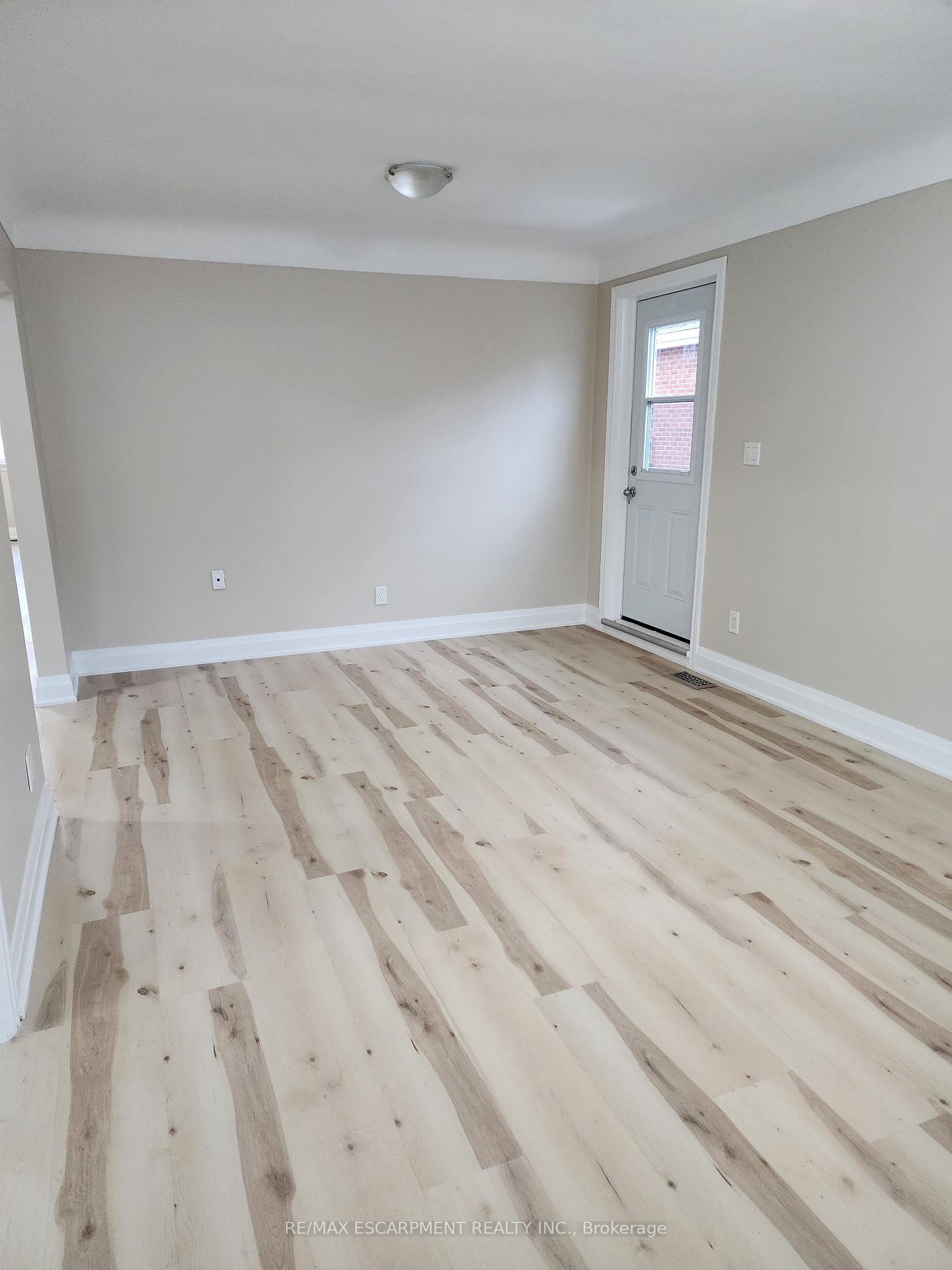 Photo 7 of Unit A, 25 West 4th Street, Hamilton, Bonnington — HOMEH