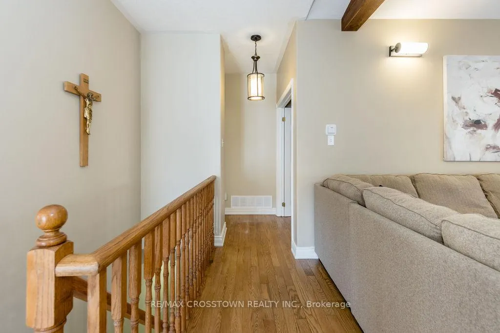 Photo 20 of 1 Bloxham Place, Barrie, Innis-Shore — HOMEH