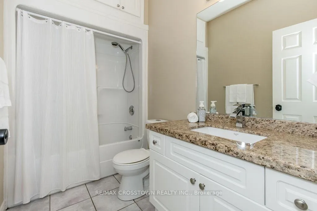 Photo 28 of 1 Bloxham Place, Barrie, Innis-Shore — HOMEH