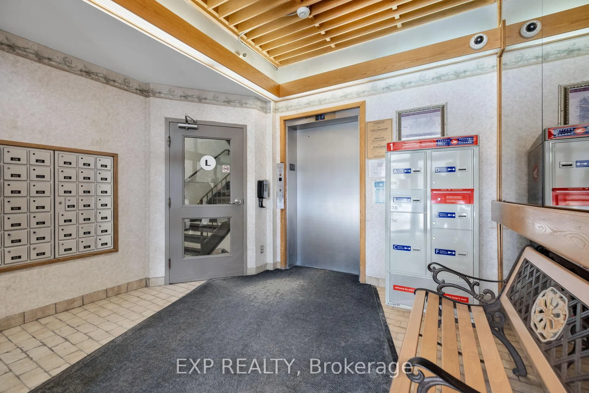 Photo 3 of Unit 104, 6470 Bilberry Drive, Ottawa, Orleans Wood — HOMEH