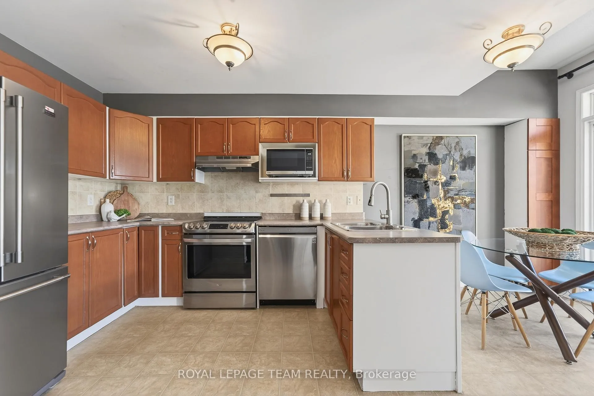 Photo 19 of 242 Opus Street, Ottawa, Kanata - Emerald Meadows/Trailwest — HOMEH