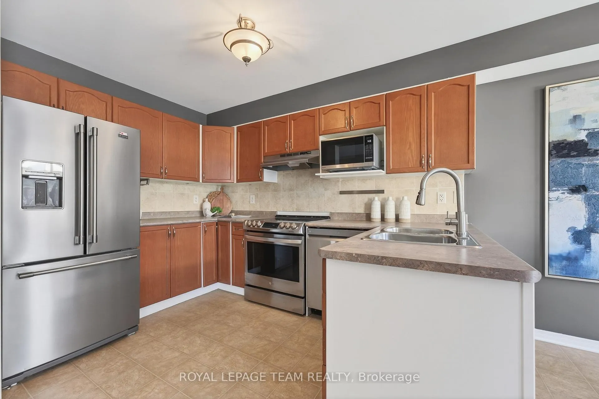 Photo 20 of 242 Opus Street, Ottawa, Kanata - Emerald Meadows/Trailwest — HOMEH