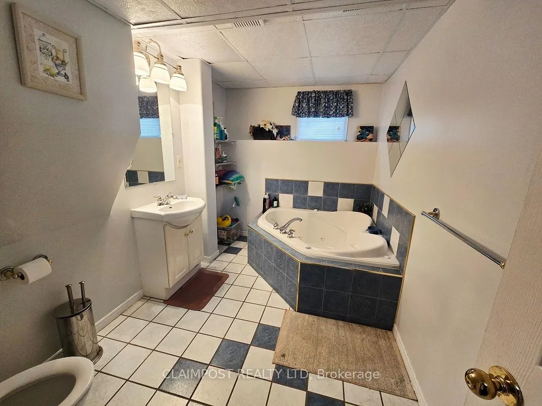 Photo 18 of 1266 Park Avenue, Timmins, MTJ - Main Area — HOMEH