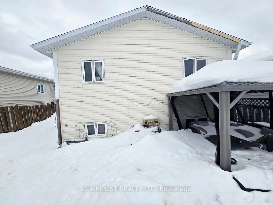 Photo 20 of 1266 Park Avenue, Timmins, MTJ - Main Area — HOMEH