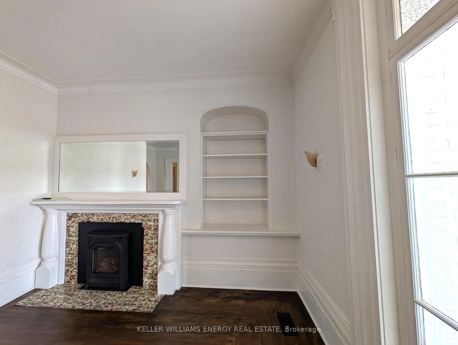 Photo 7 of Unit Unit 2, 35 King Street, Prince Edward County, Picton Ward — HOMEH