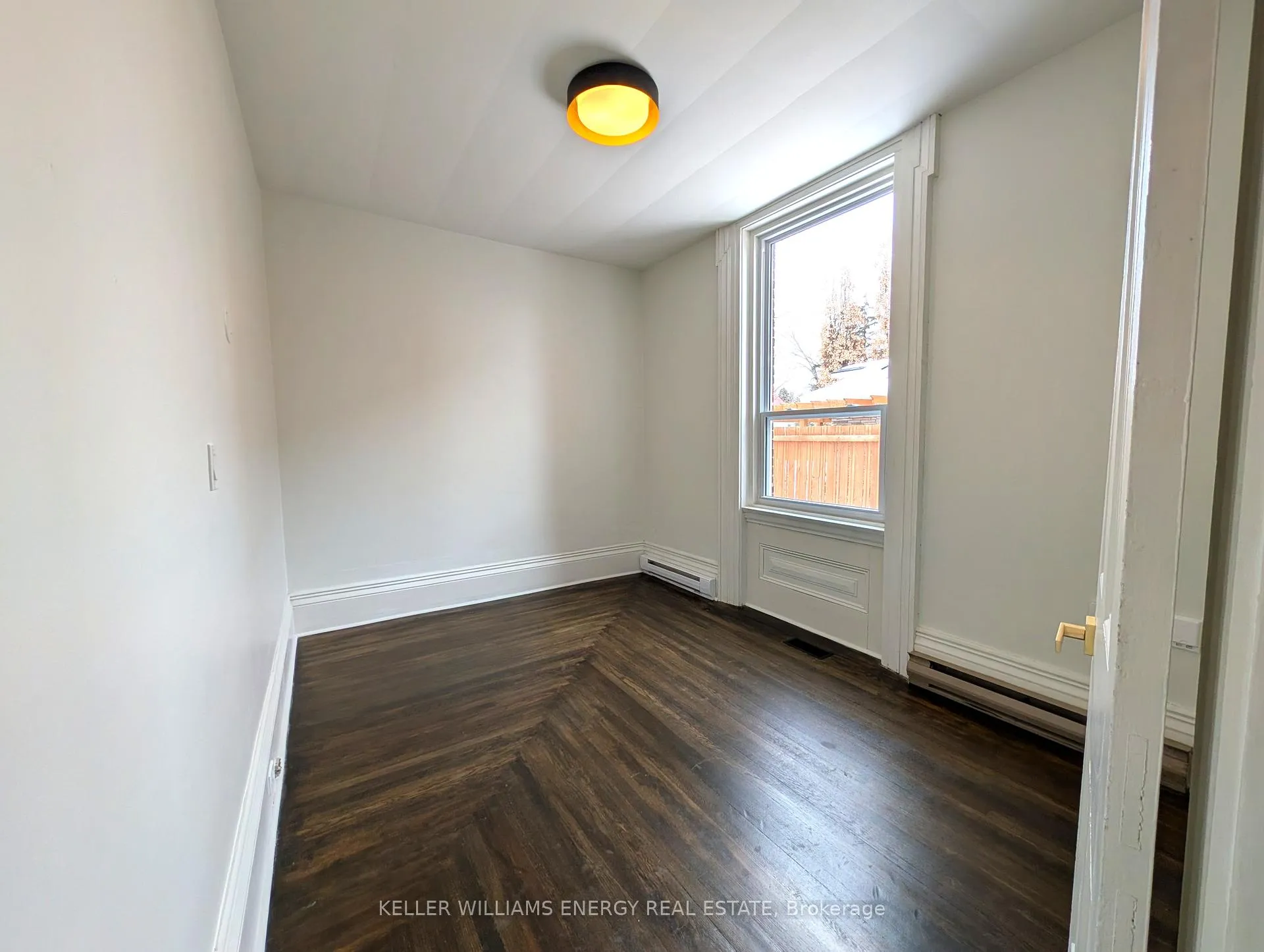 Photo 20 of Unit Unit 2, 35 King Street, Prince Edward County, Picton Ward — HOMEH
