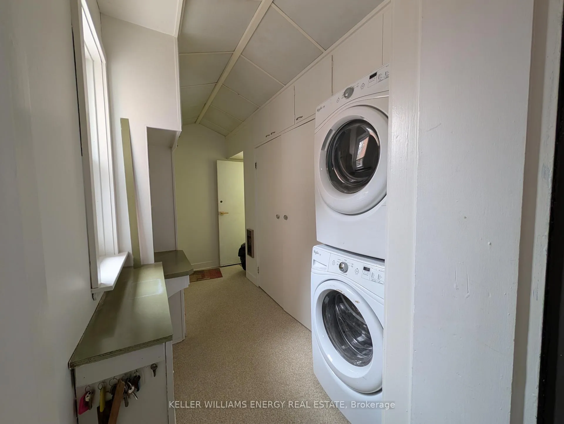 Photo 31 of Unit Unit 2, 35 King Street, Prince Edward County, Picton Ward — HOMEH