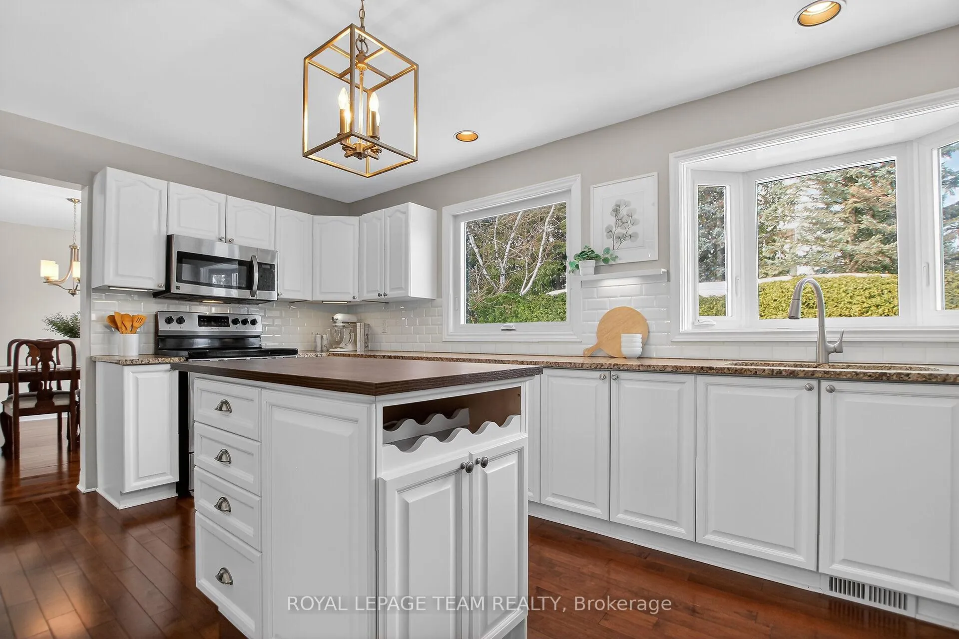 Photo 11 of 22 Renshaw Avenue, Ottawa, Stittsville (Central) — HOMEH