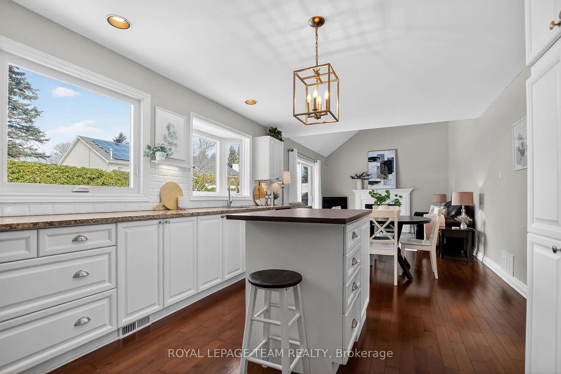 Photo 13 of 22 Renshaw Avenue, Ottawa, Stittsville (Central) — HOMEH