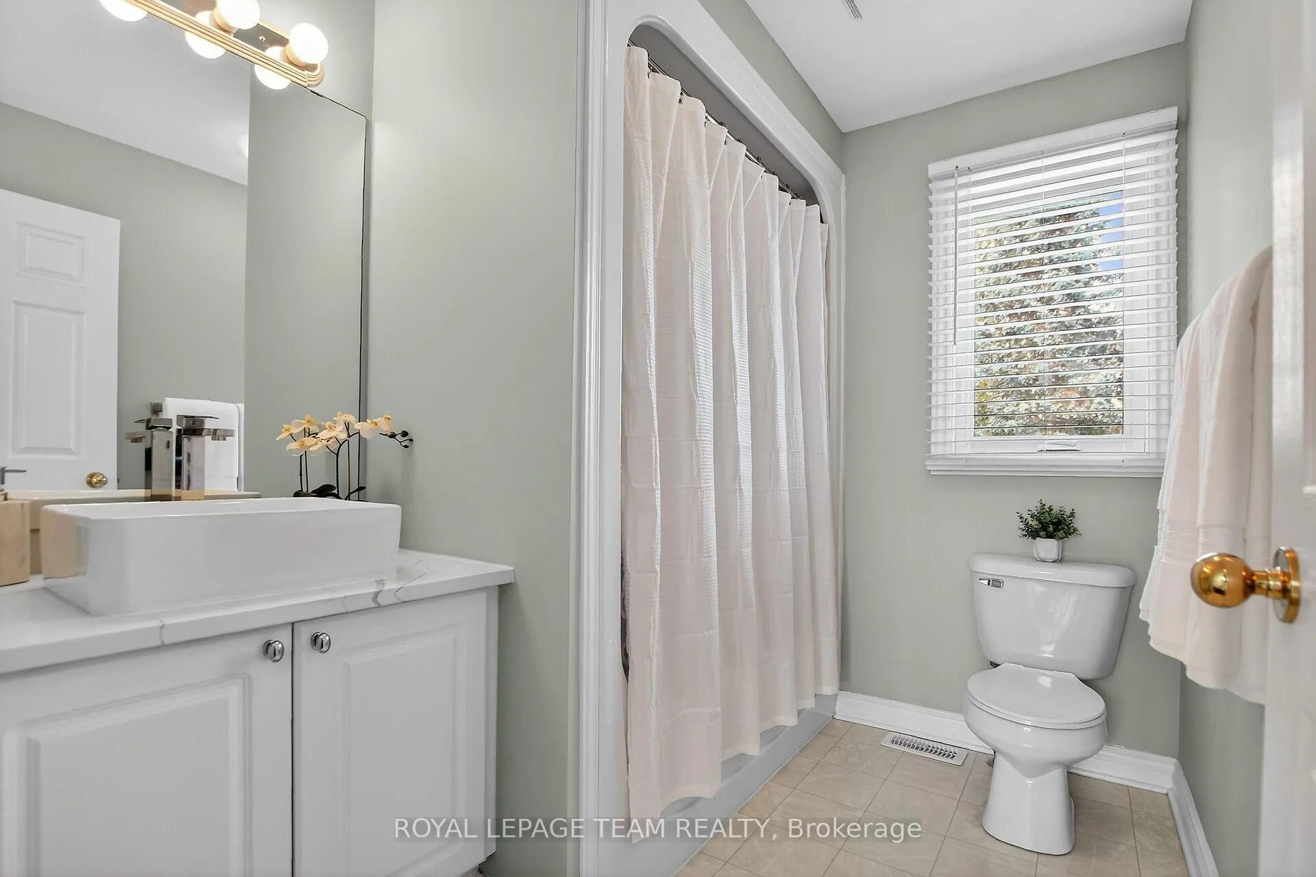 Photo 31 of 22 Renshaw Avenue, Ottawa, Stittsville (Central) — HOMEH