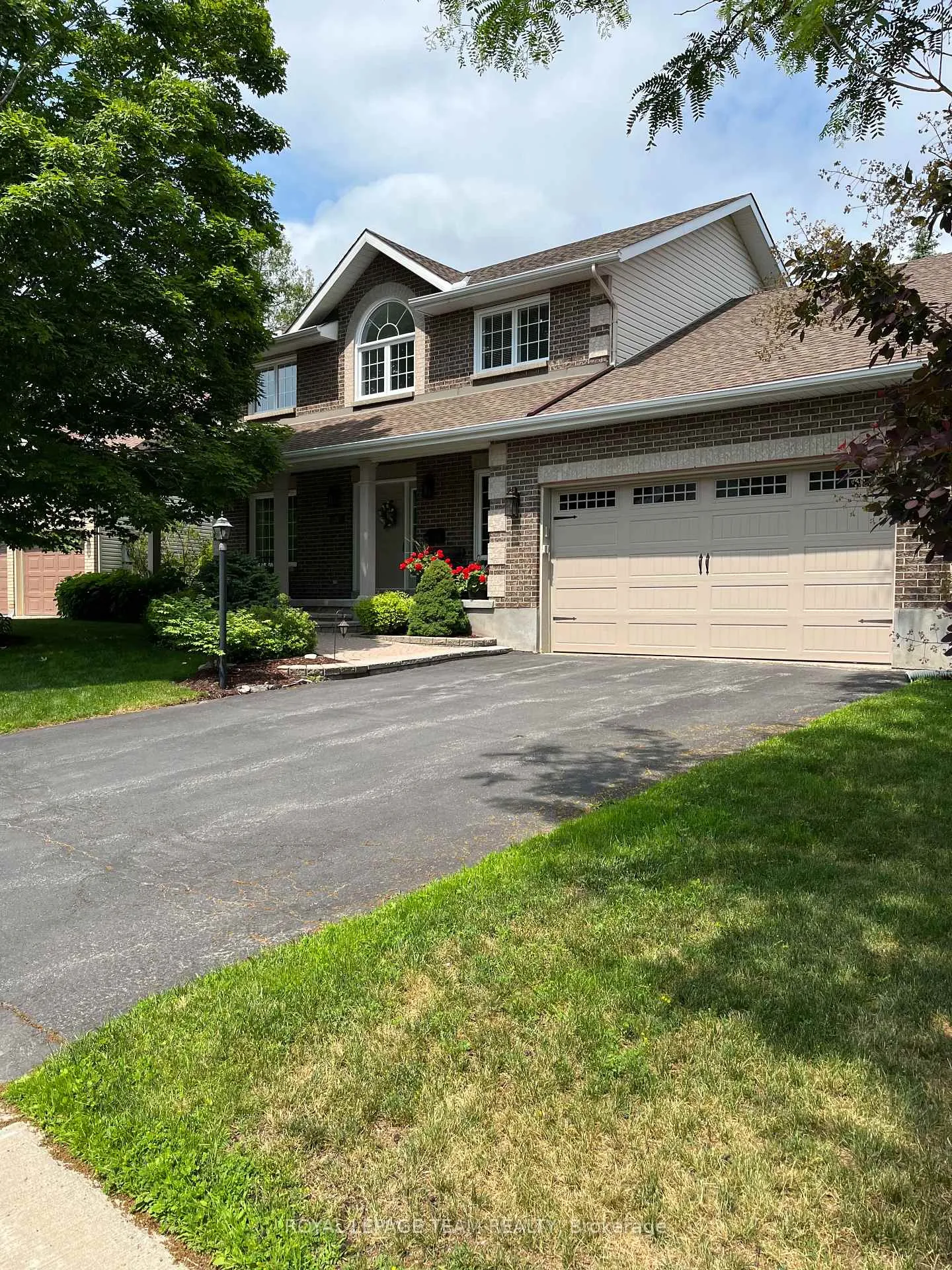 Photo 42 of 22 Renshaw Avenue, Ottawa, Stittsville (Central) — HOMEH