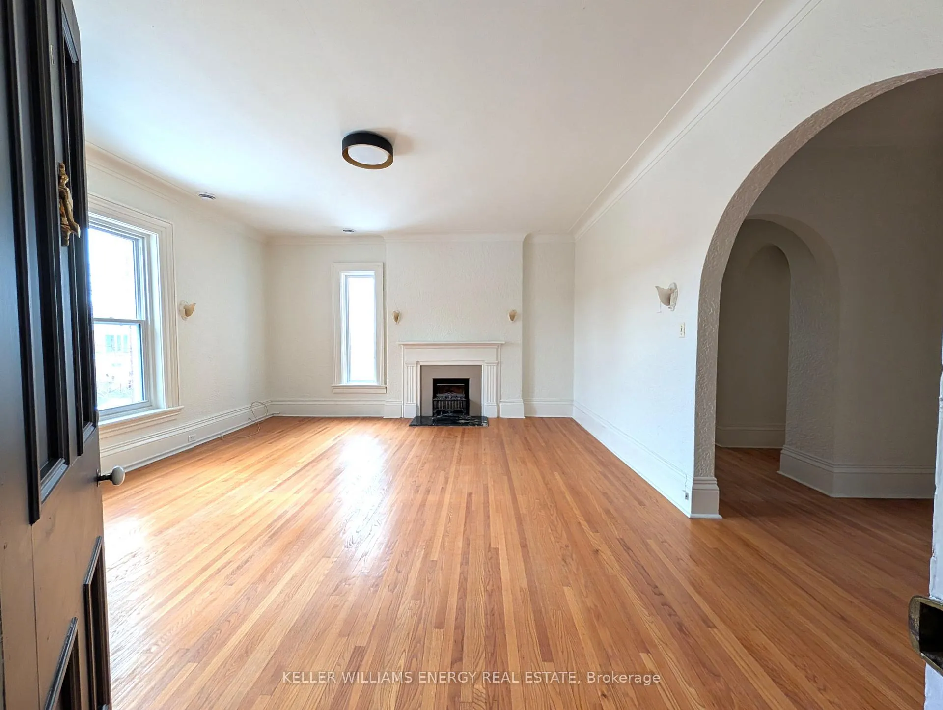 Photo 3 of Unit Unit 3, 35 King Street, Prince Edward County, Picton Ward — HOMEH