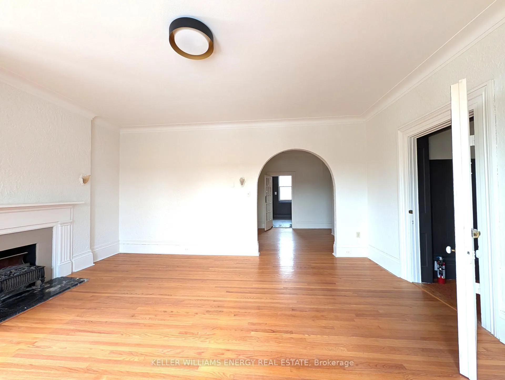 Photo 9 of Unit Unit 3, 35 King Street, Prince Edward County, Picton Ward — HOMEH
